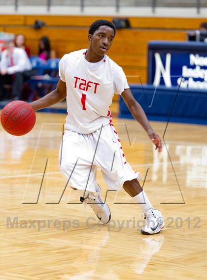 Thumbnail 2 in Jay @ Taft photogallery.