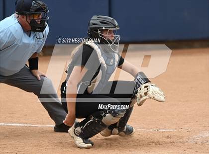 Thumbnail 1 in Bonita vs. Tesoro (CIF-SS D3 Final) photogallery.