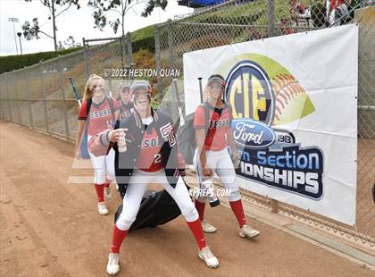 Thumbnail 2 in Bonita vs. Tesoro (CIF-SS D3 Final) photogallery.