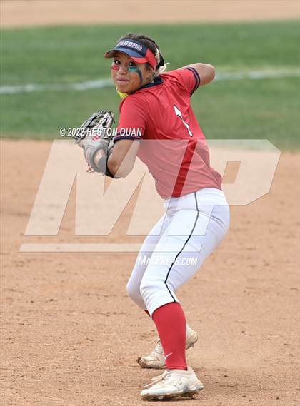 Thumbnail 3 in Bonita vs. Tesoro (CIF-SS D3 Final) photogallery.