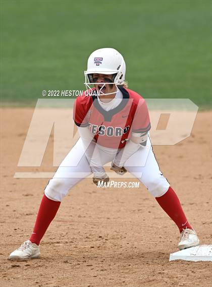 Thumbnail 3 in Bonita vs. Tesoro (CIF-SS D3 Final) photogallery.