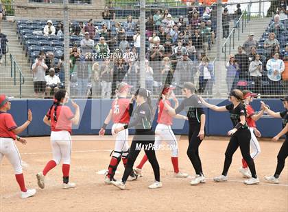 Thumbnail 3 in Bonita vs. Tesoro (CIF-SS D3 Final) photogallery.