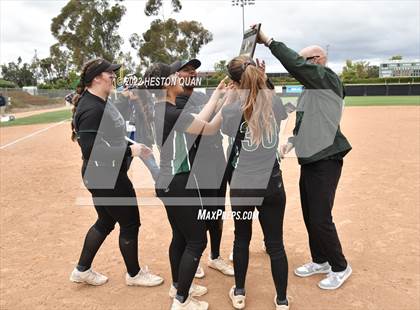 Thumbnail 1 in Bonita vs. Tesoro (CIF-SS D3 Final) photogallery.