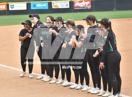 Thumbnail 3 in Bonita vs. Tesoro (CIF-SS D3 Final) photogallery.