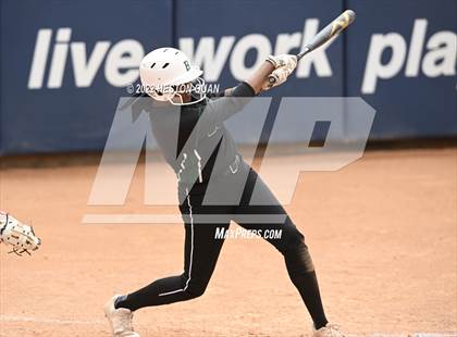 Thumbnail 2 in Bonita vs. Tesoro (CIF-SS D3 Final) photogallery.