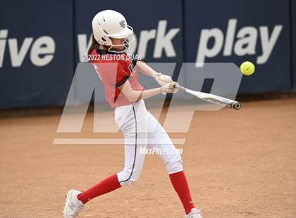 Thumbnail 1 in Bonita vs. Tesoro (CIF-SS D3 Final) photogallery.