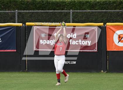 Thumbnail 2 in Bonita vs. Tesoro (CIF-SS D3 Final) photogallery.
