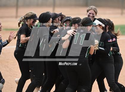Thumbnail 1 in Bonita vs. Tesoro (CIF-SS D3 Final) photogallery.