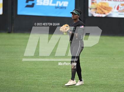 Thumbnail 3 in Bonita vs. Tesoro (CIF-SS D3 Final) photogallery.