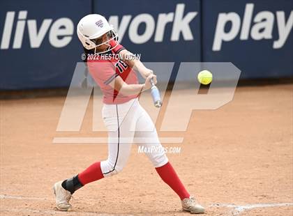Thumbnail 1 in Bonita vs. Tesoro (CIF-SS D3 Final) photogallery.