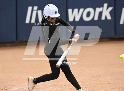 Thumbnail 1 in Bonita vs. Tesoro (CIF-SS D3 Final) photogallery.