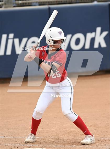 Thumbnail 3 in Bonita vs. Tesoro (CIF-SS D3 Final) photogallery.