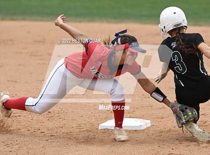 Thumbnail 3 in Bonita vs. Tesoro (CIF-SS D3 Final) photogallery.