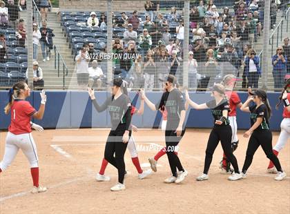 Thumbnail 2 in Bonita vs. Tesoro (CIF-SS D3 Final) photogallery.