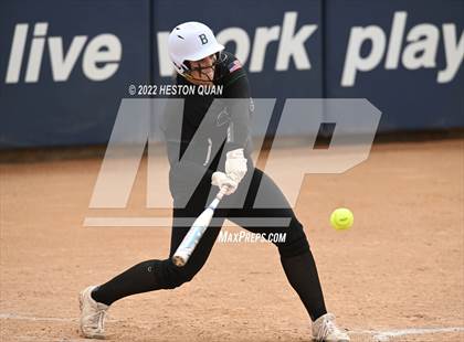 Thumbnail 3 in Bonita vs. Tesoro (CIF-SS D3 Final) photogallery.