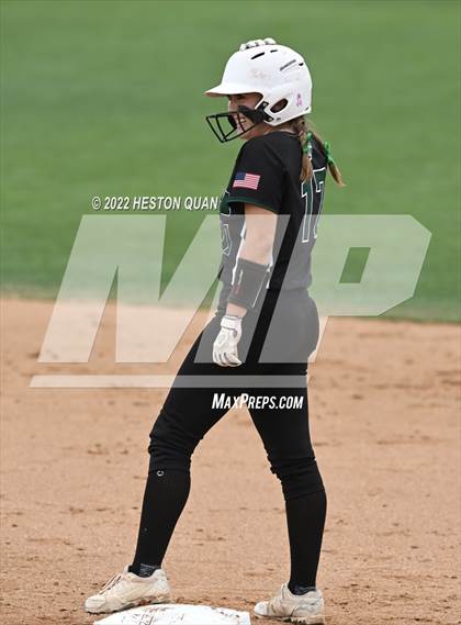 Thumbnail 3 in Bonita vs. Tesoro (CIF-SS D3 Final) photogallery.