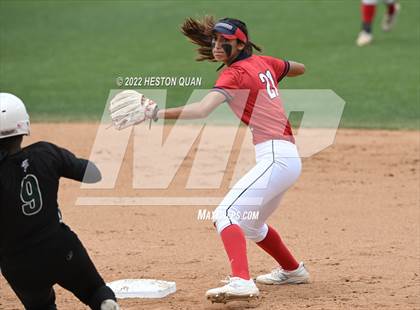Thumbnail 1 in Bonita vs. Tesoro (CIF-SS D3 Final) photogallery.