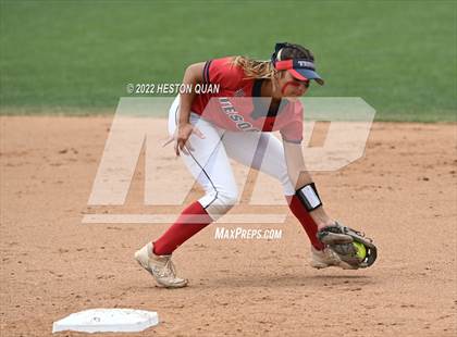 Thumbnail 3 in Bonita vs. Tesoro (CIF-SS D3 Final) photogallery.