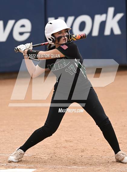 Thumbnail 3 in Bonita vs. Tesoro (CIF-SS D3 Final) photogallery.