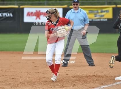Thumbnail 3 in Bonita vs. Tesoro (CIF-SS D3 Final) photogallery.