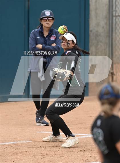 Thumbnail 3 in Bonita vs. Tesoro (CIF-SS D3 Final) photogallery.