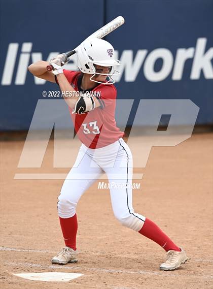 Thumbnail 3 in Bonita vs. Tesoro (CIF-SS D3 Final) photogallery.