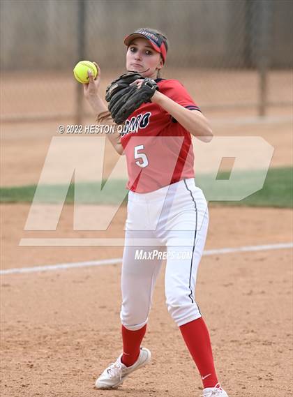 Thumbnail 2 in Bonita vs. Tesoro (CIF-SS D3 Final) photogallery.