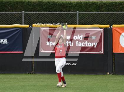 Thumbnail 3 in Bonita vs. Tesoro (CIF-SS D3 Final) photogallery.