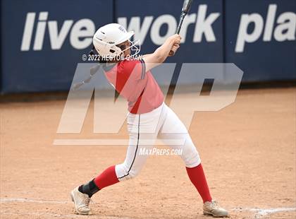 Thumbnail 3 in Bonita vs. Tesoro (CIF-SS D3 Final) photogallery.