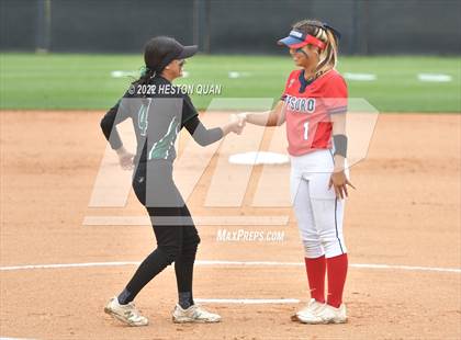 Thumbnail 1 in Bonita vs. Tesoro (CIF-SS D3 Final) photogallery.