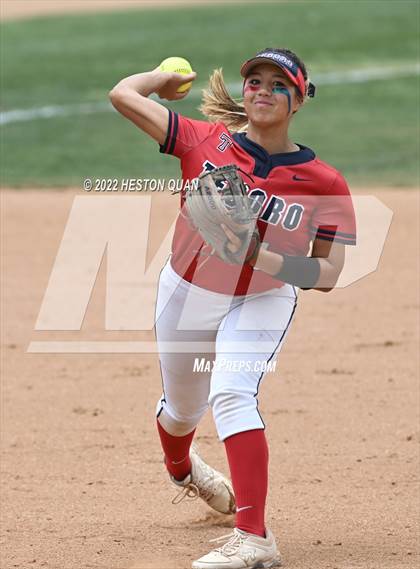 Thumbnail 2 in Bonita vs. Tesoro (CIF-SS D3 Final) photogallery.