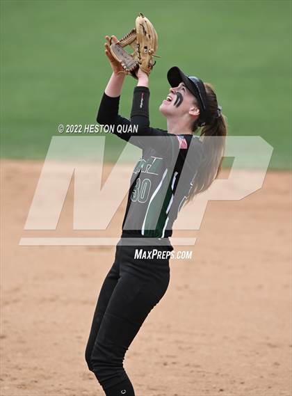 Thumbnail 3 in Bonita vs. Tesoro (CIF-SS D3 Final) photogallery.