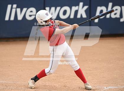 Thumbnail 1 in Bonita vs. Tesoro (CIF-SS D3 Final) photogallery.