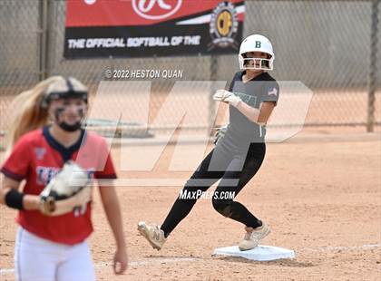 Thumbnail 1 in Bonita vs. Tesoro (CIF-SS D3 Final) photogallery.