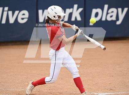 Thumbnail 1 in Bonita vs. Tesoro (CIF-SS D3 Final) photogallery.