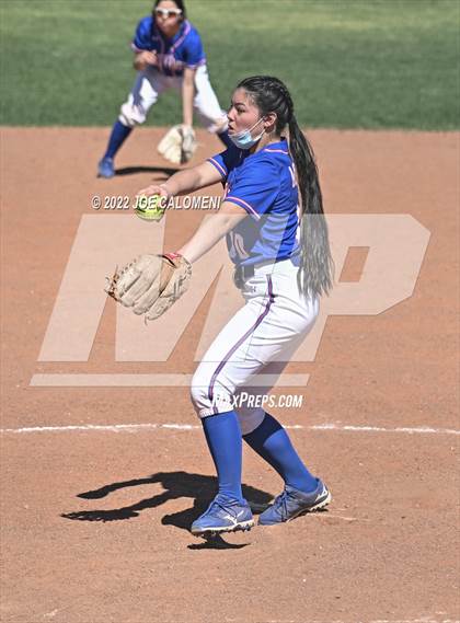 Thumbnail 1 in Uvalde vs San Antonio Memorial (Median Valley Softball Tournament) photogallery.