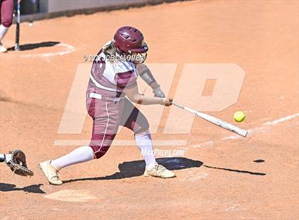 Thumbnail 3 in Uvalde vs San Antonio Memorial (Median Valley Softball Tournament) photogallery.