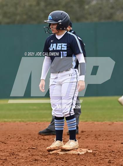 Thumbnail 2 in Johnson vs Boerne-Champion (NEISD Tournament) photogallery.
