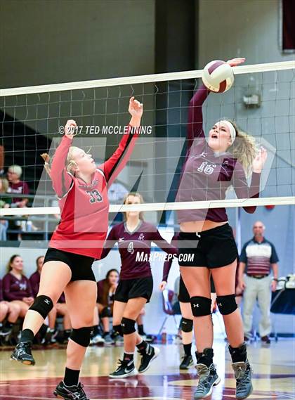 Thumbnail 2 in Harmony Grove @ Perryville photogallery.