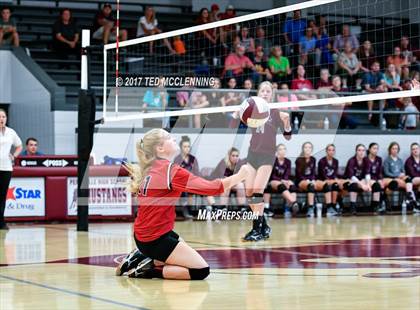 Thumbnail 2 in Harmony Grove @ Perryville photogallery.