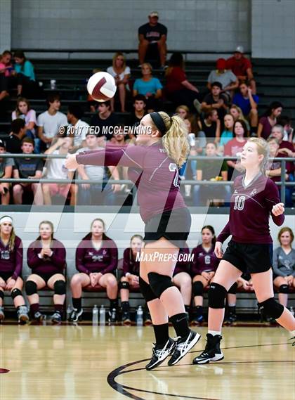 Thumbnail 1 in Harmony Grove @ Perryville photogallery.
