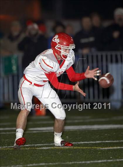 Thumbnail 2 in Ferndale vs. Salesian (CIF NCS D4 Final) photogallery.