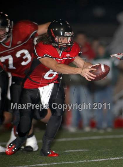 Thumbnail 3 in Ferndale vs. Salesian (CIF NCS D4 Final) photogallery.