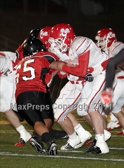Thumbnail 3 in Ferndale vs. Salesian (CIF NCS D4 Final) photogallery.