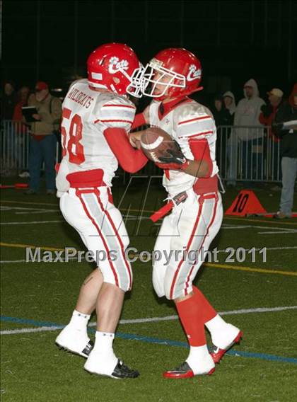 Thumbnail 2 in Ferndale vs. Salesian (CIF NCS D4 Final) photogallery.