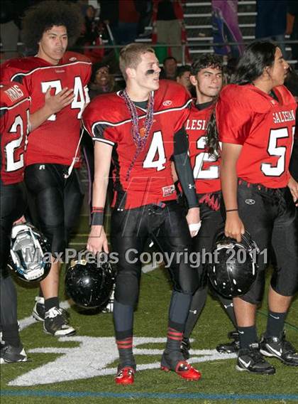 Thumbnail 3 in Ferndale vs. Salesian (CIF NCS D4 Final) photogallery.