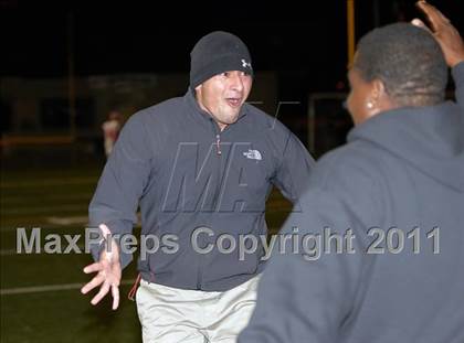 Thumbnail 2 in Ferndale vs. Salesian (CIF NCS D4 Final) photogallery.