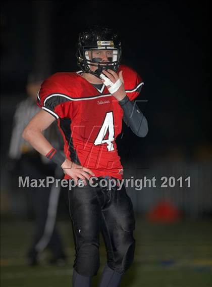 Thumbnail 1 in Ferndale vs. Salesian (CIF NCS D4 Final) photogallery.