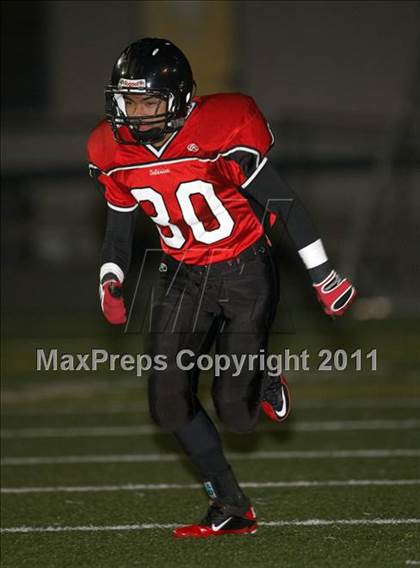 Thumbnail 3 in Ferndale vs. Salesian (CIF NCS D4 Final) photogallery.