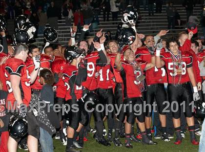 Thumbnail 3 in Ferndale vs. Salesian (CIF NCS D4 Final) photogallery.